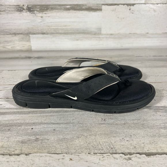 nike women's cushion flip flops